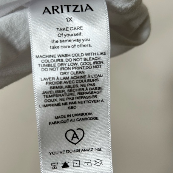 Aritzia Limited Edition 100% Cotton Sponsor Tee  Shirt White w Gold Logo 1X - Picture 7 of 9